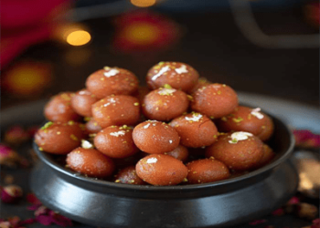 Angoori Jamun