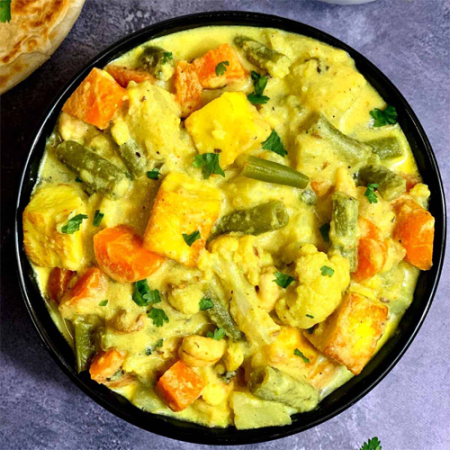 NAVRATTAN KORMA